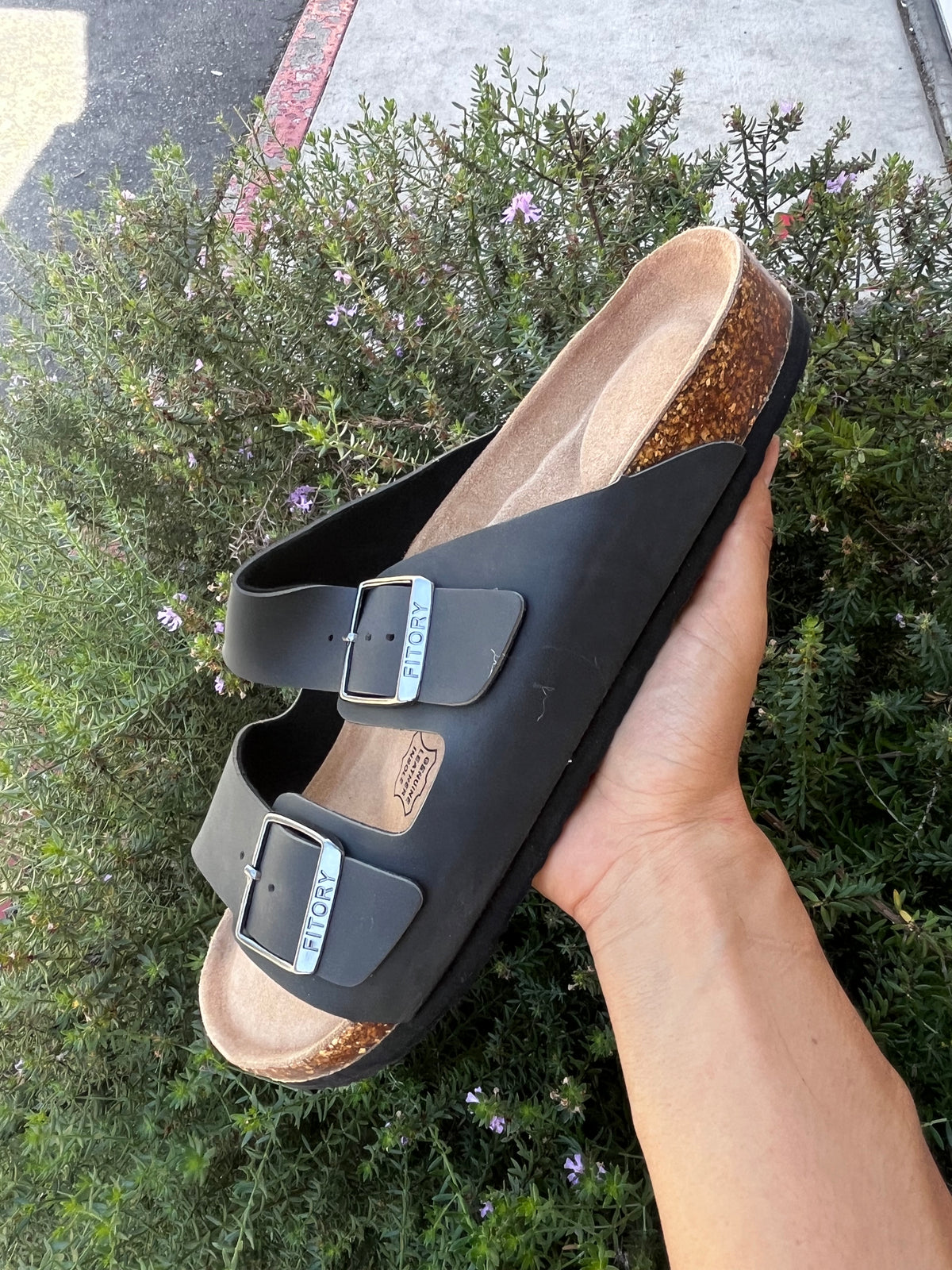 Fitory black