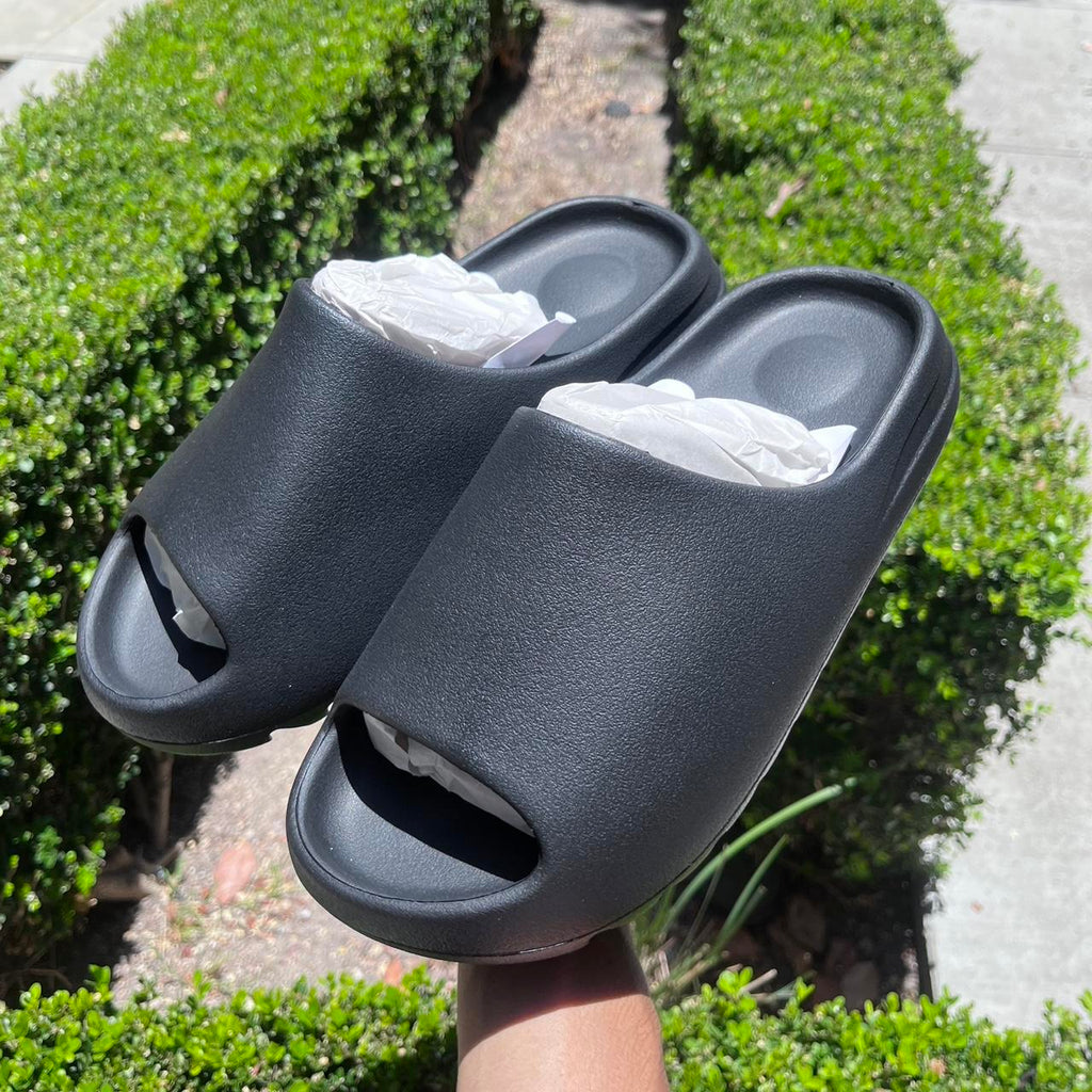 ys-01 slide black