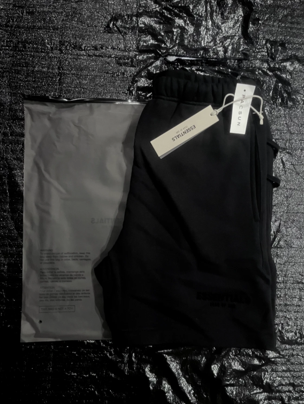 ESS SHORTS