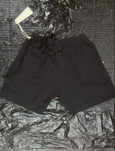 ESS SHORTS